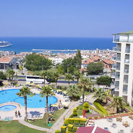 Hotell Royal Palace 4*