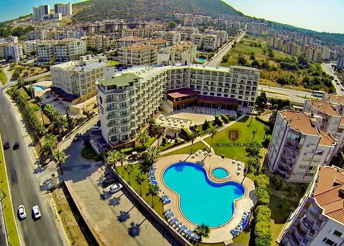 Royal Palace 4*
