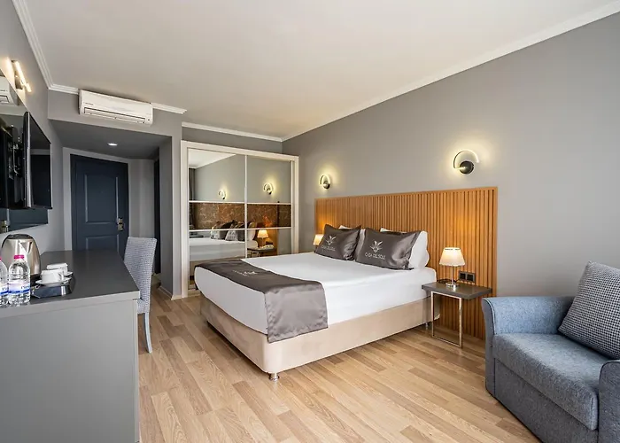 Royal Palace Otel Kuşadası