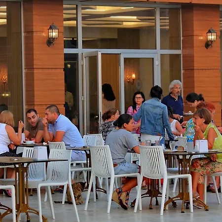 Royal Palace ホテル