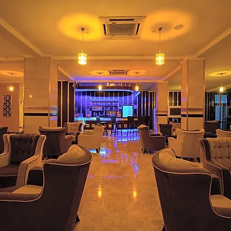 Hotel Royal Palace 4*