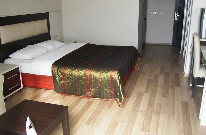 Royal Palace Otel Kuşadası