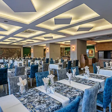 Royal Palace Hotel Kusadası